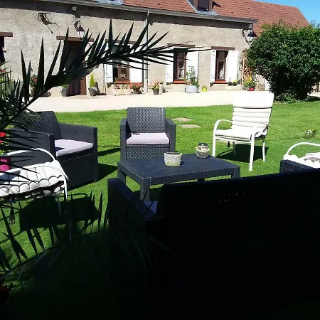 La Longere Des Limons Bed & Breakfast